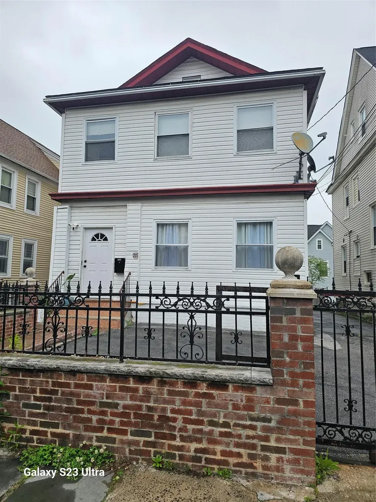 215 S 1st Avenue Mount Vernon NY 10550