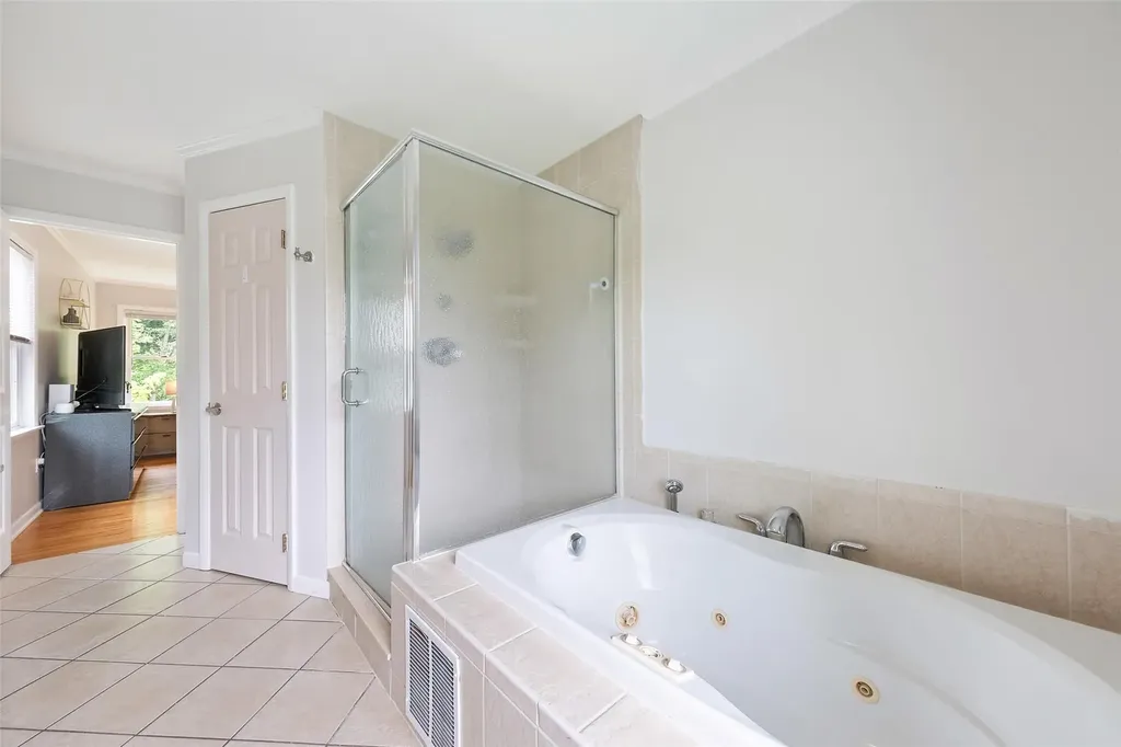 3 Westview Drive Poughkeepsie NY 12603