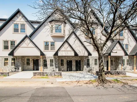 65 W 2nd Street Mount Vernon NY 10550