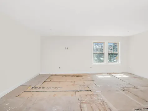 65 W 2nd Street Mount Vernon NY 10550