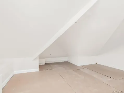 65 W 2nd Street Mount Vernon NY 10550