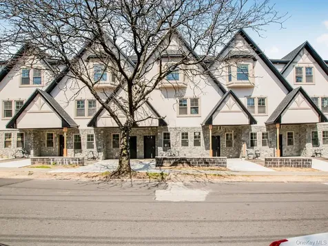 65 W 2nd Street Mount Vernon NY 10550