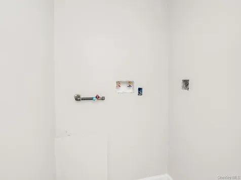 65 W 2nd Street Mount Vernon NY 10550