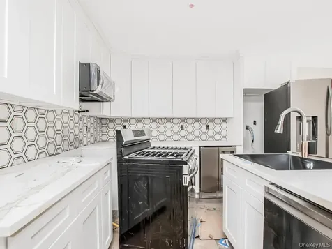 65 W 2nd Street Mount Vernon NY 10550