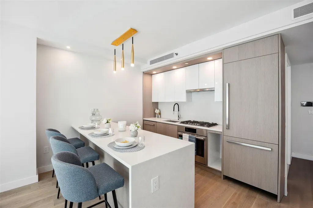 38-20 Parsons Boulevard Flushing NY 11354