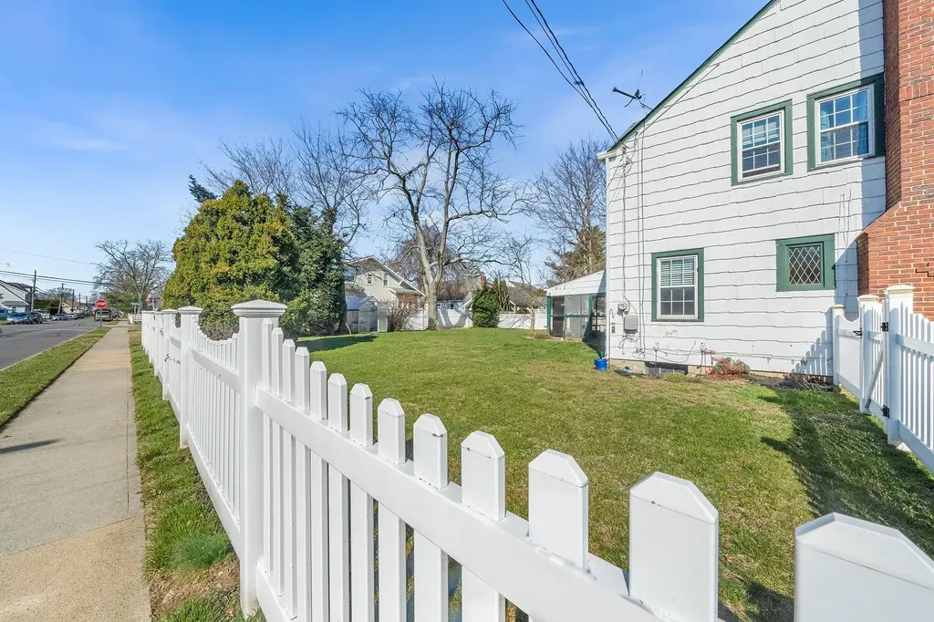 2944 Tulip Avenue Baldwin NY 11510
