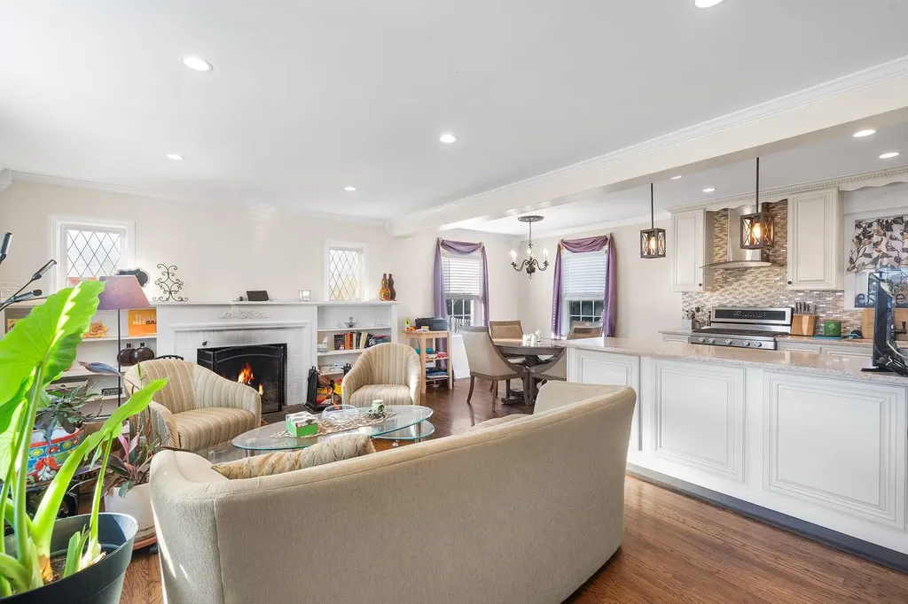 2944 Tulip Avenue Baldwin NY 11510
