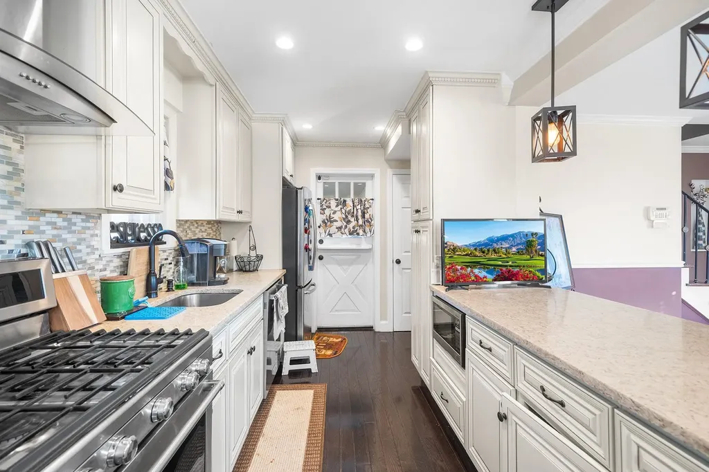 2944 Tulip Avenue Baldwin NY 11510