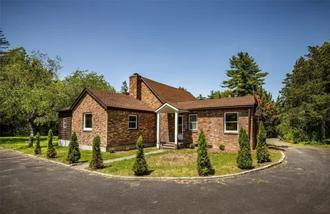 273 Round Top Road Germantown NY 12526
