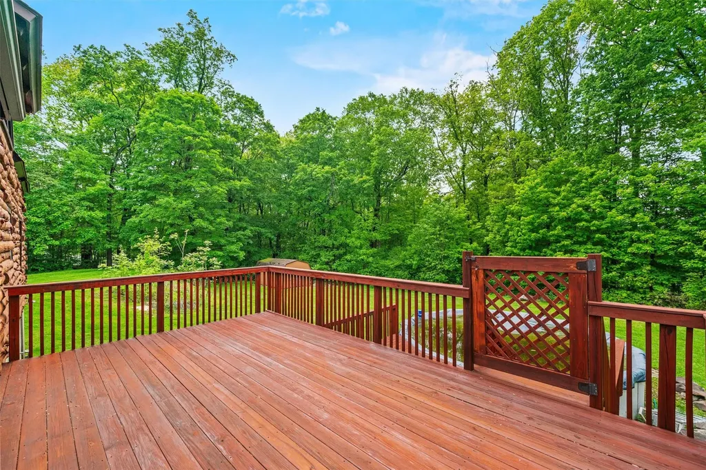 430 Strawridge Road Wallkill NY 12589