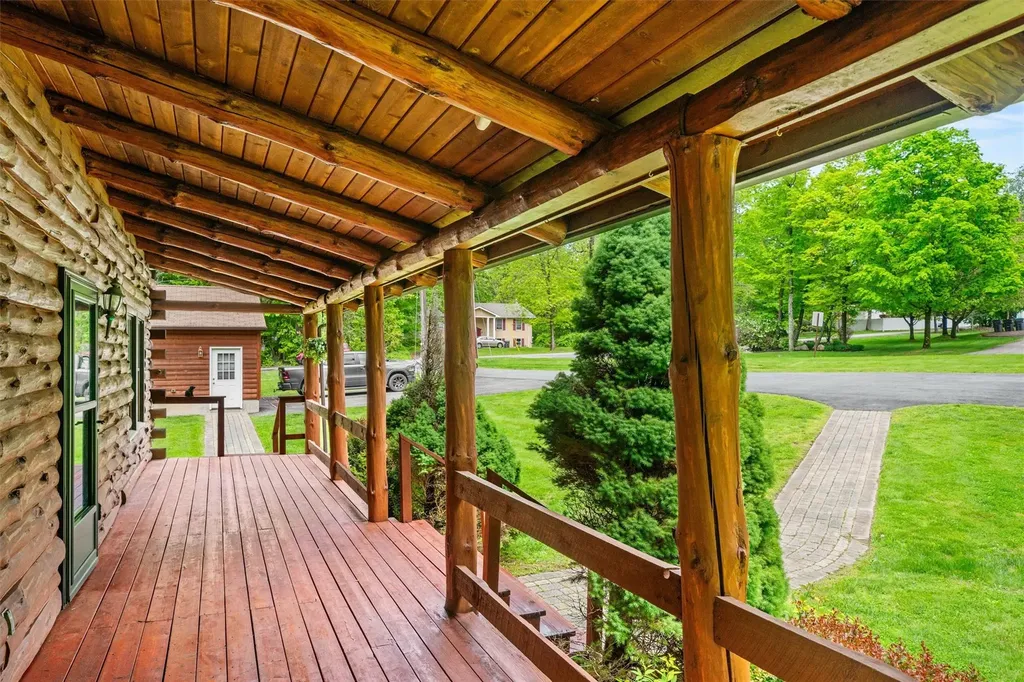 430 Strawridge Road Wallkill NY 12589