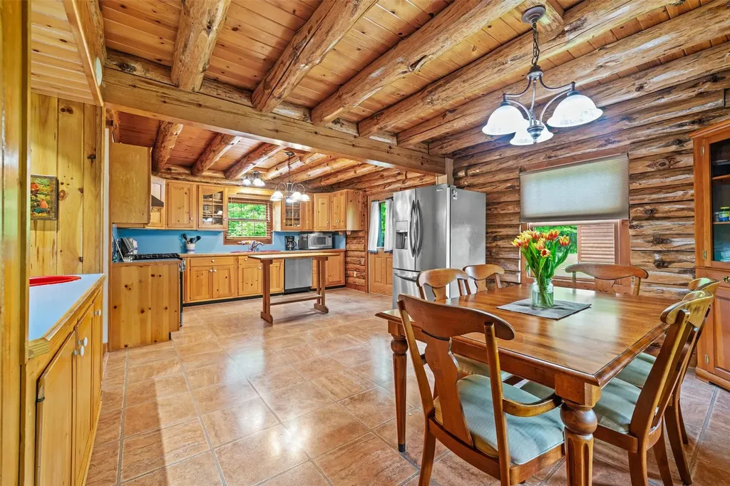 430 Strawridge Road Wallkill NY 12589