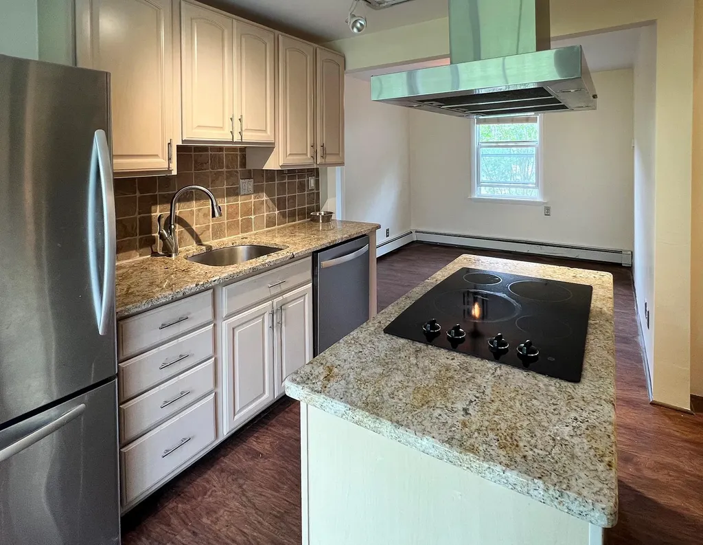 453 Clove Road Monroe NY 10950