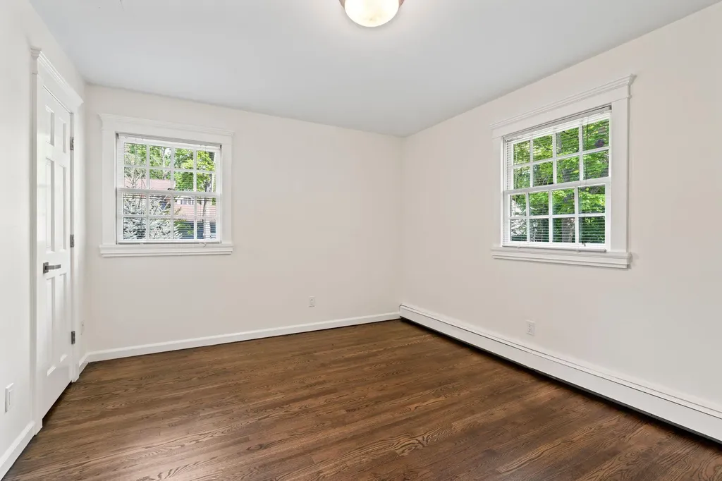 125 Midland Street Cold Spring Harbor NY 11724