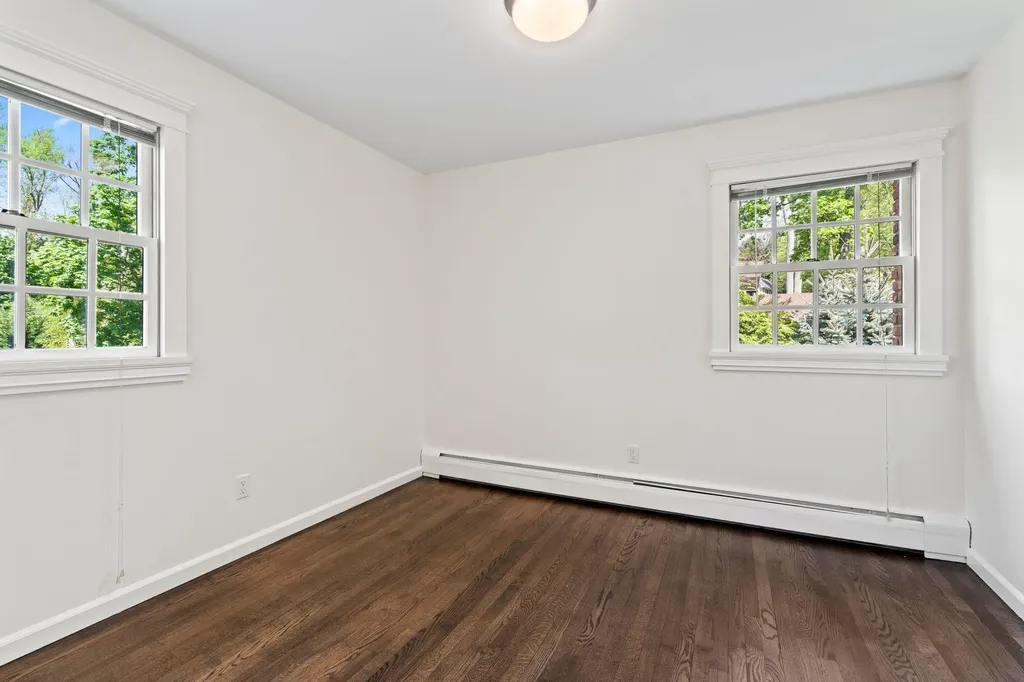 125 Midland Street Cold Spring Harbor NY 11724