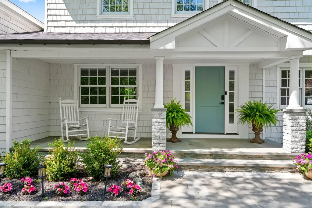 125 Midland Street Cold Spring Harbor NY 11724