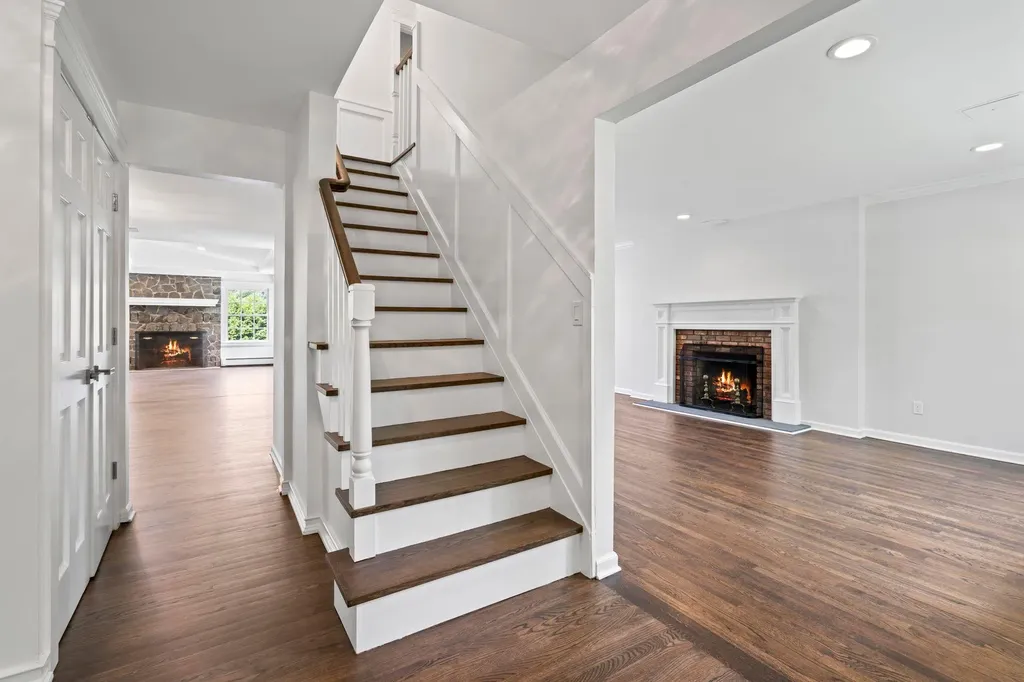 125 Midland Street Cold Spring Harbor NY 11724