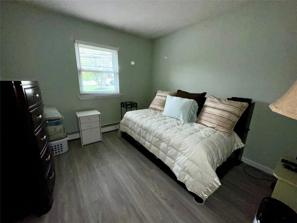 23 Hawkins Path Coram NY 11727