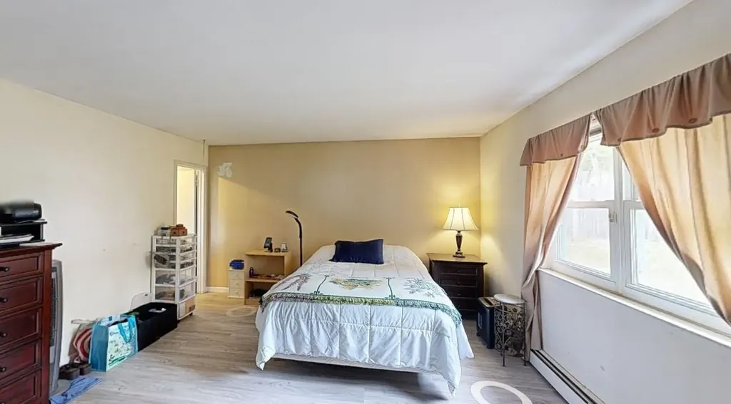 23 Hawkins Path Coram NY 11727