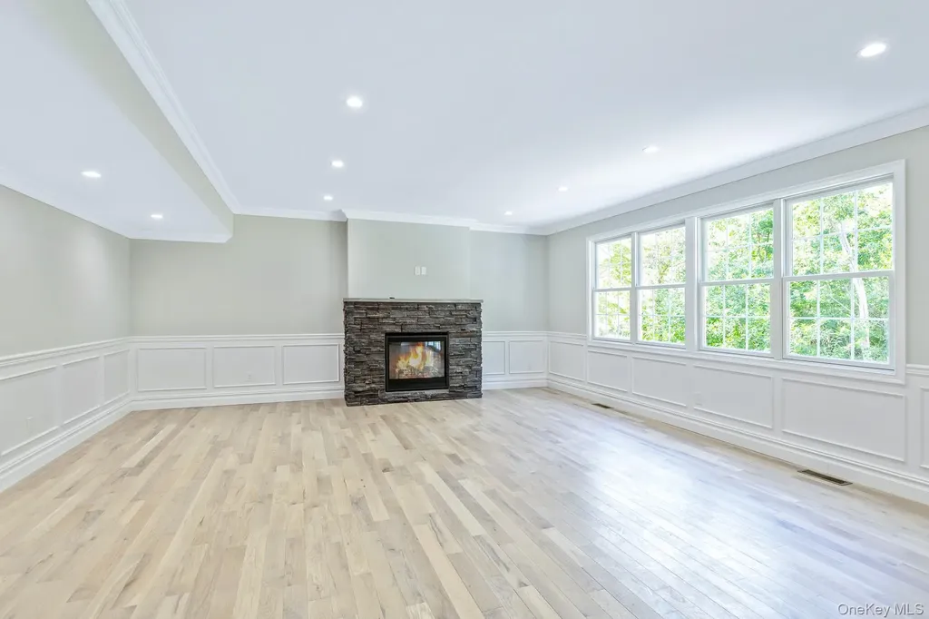 223 Townline Road Commack NY 11725