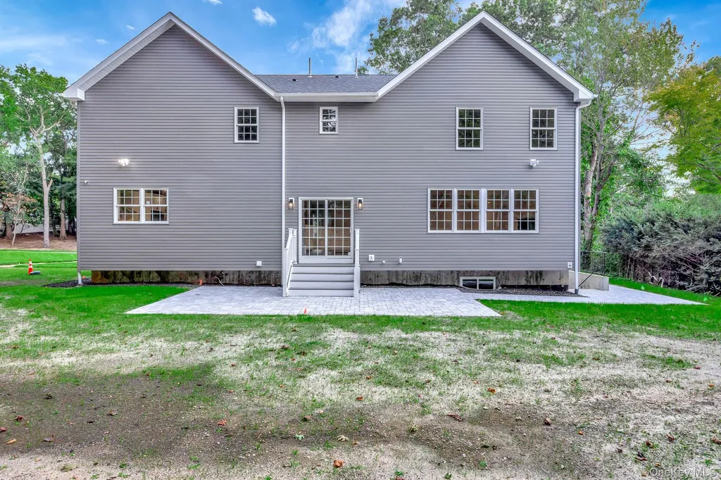223 Townline Road Commack NY 11725