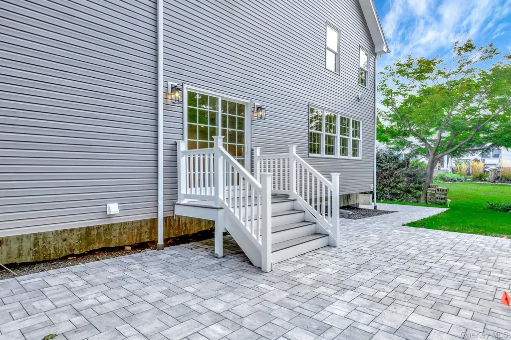 223 Townline Road Commack NY 11725