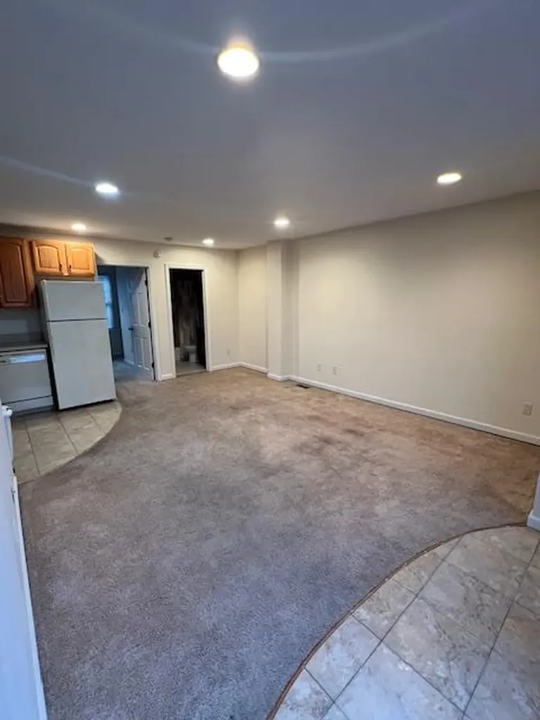 16 Meldon Avenue Albertson NY 11507