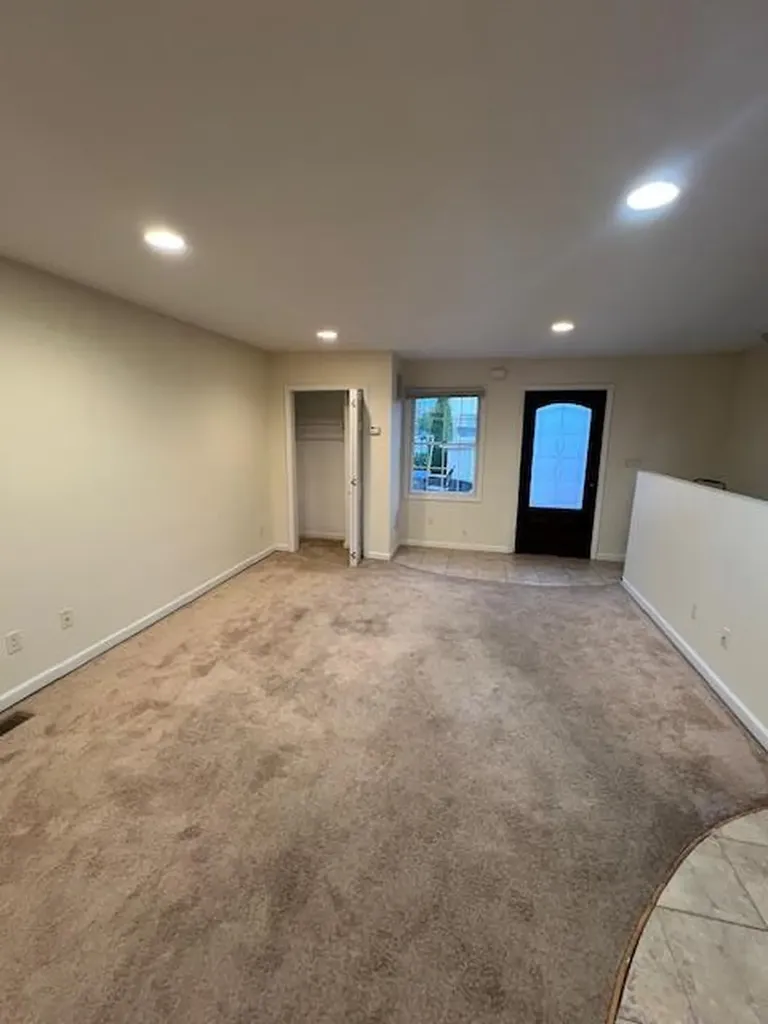 16 Meldon Avenue Albertson NY 11507