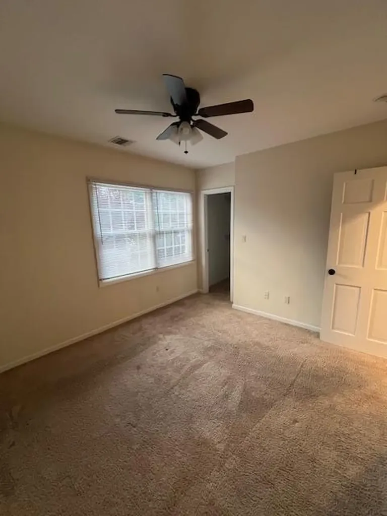 16 Meldon Avenue Albertson NY 11507