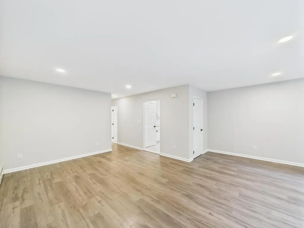349 E Main Street Centerport NY 11721