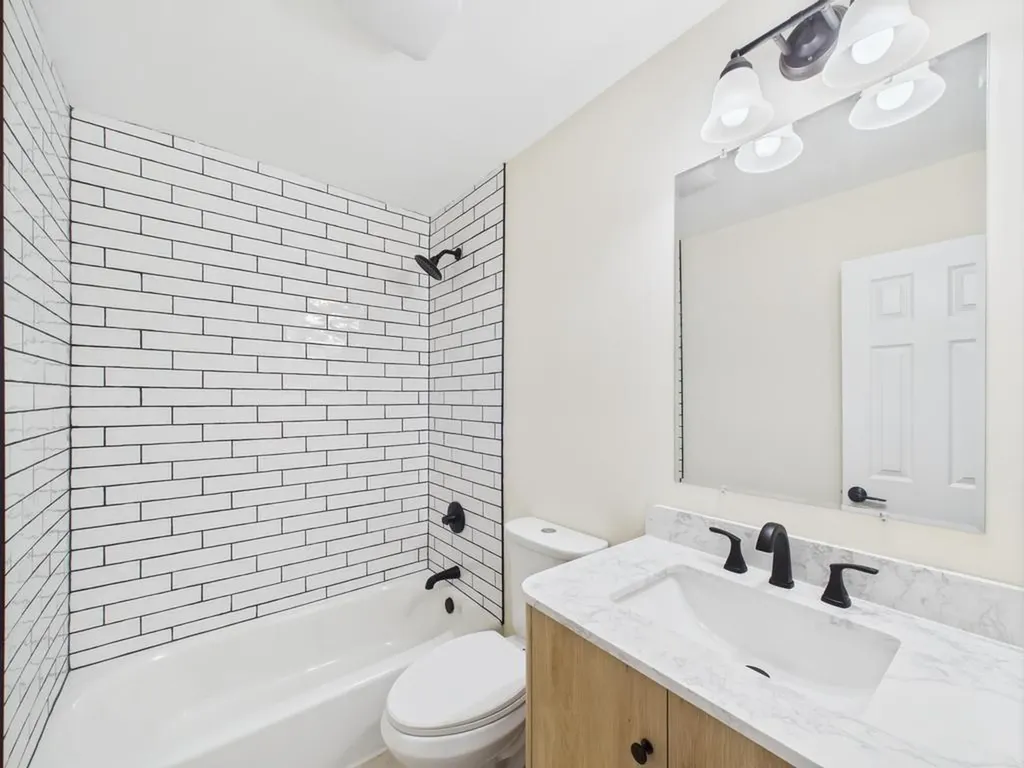 349 E Main Street Centerport NY 11721