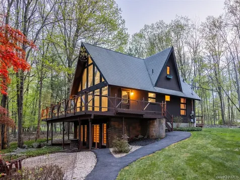 61 Reinhardt Road Middletown NY 10940