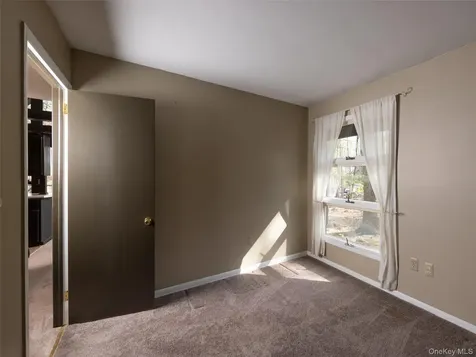 61 Reinhardt Road Middletown NY 10940