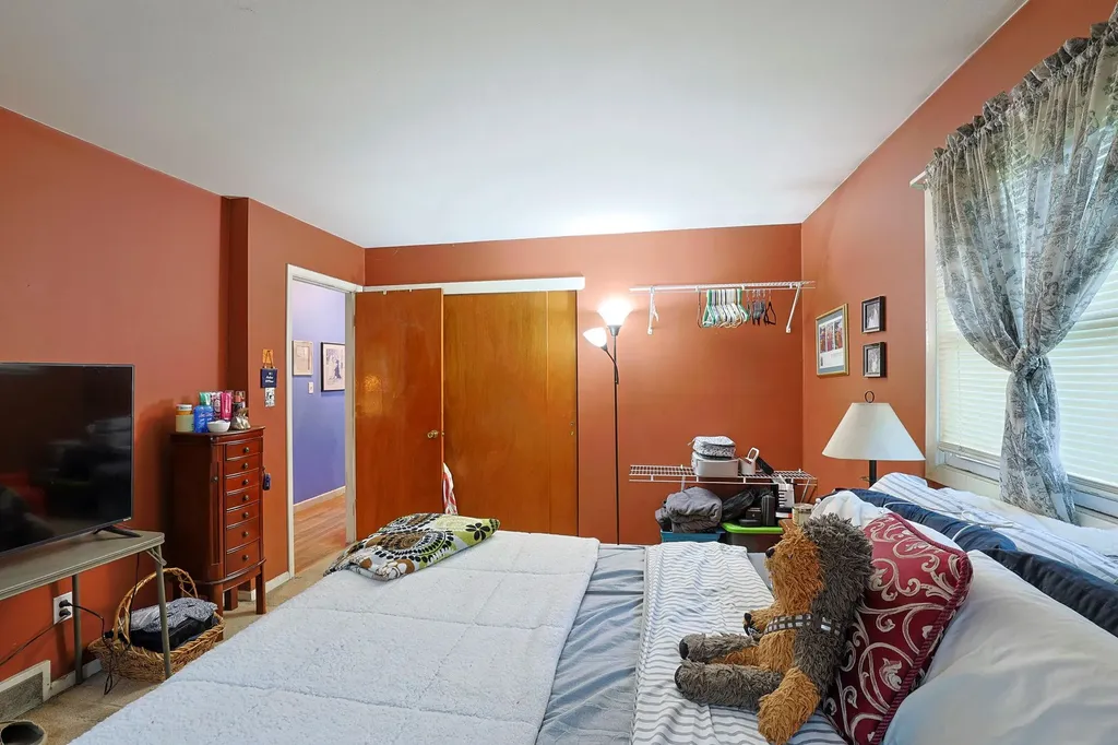 12 Brewster Drive Middletown NY 10940