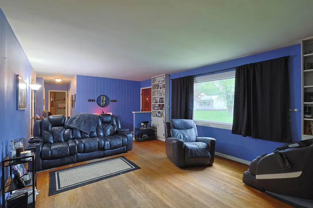 12 Brewster Drive Middletown NY 10940