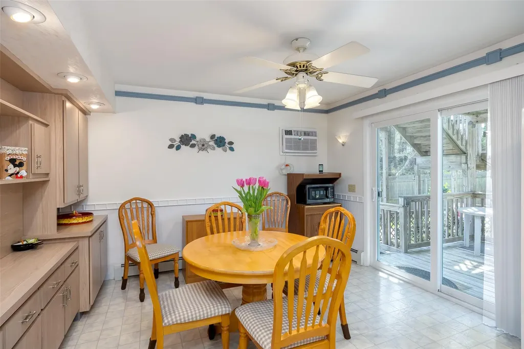 2 Anthony Lane Holbrook NY 11741