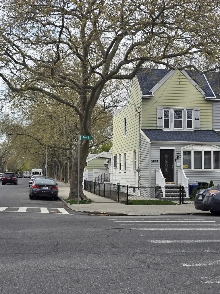 5801 Avenue L Brooklyn NY 11234