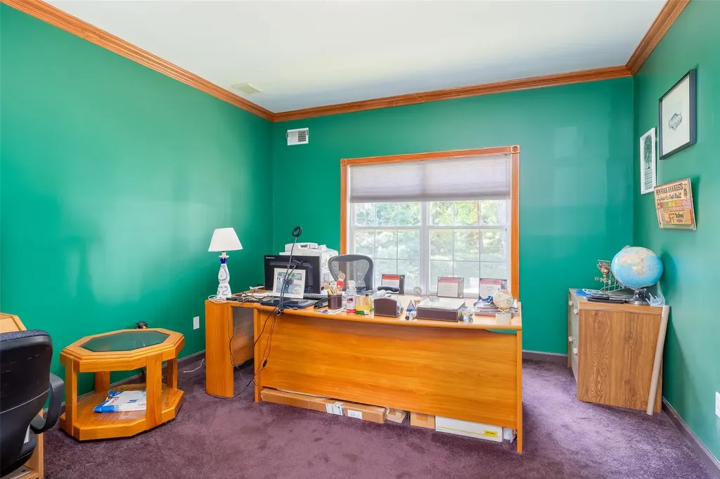 21 Coventry Lane Smithtown NY 11787