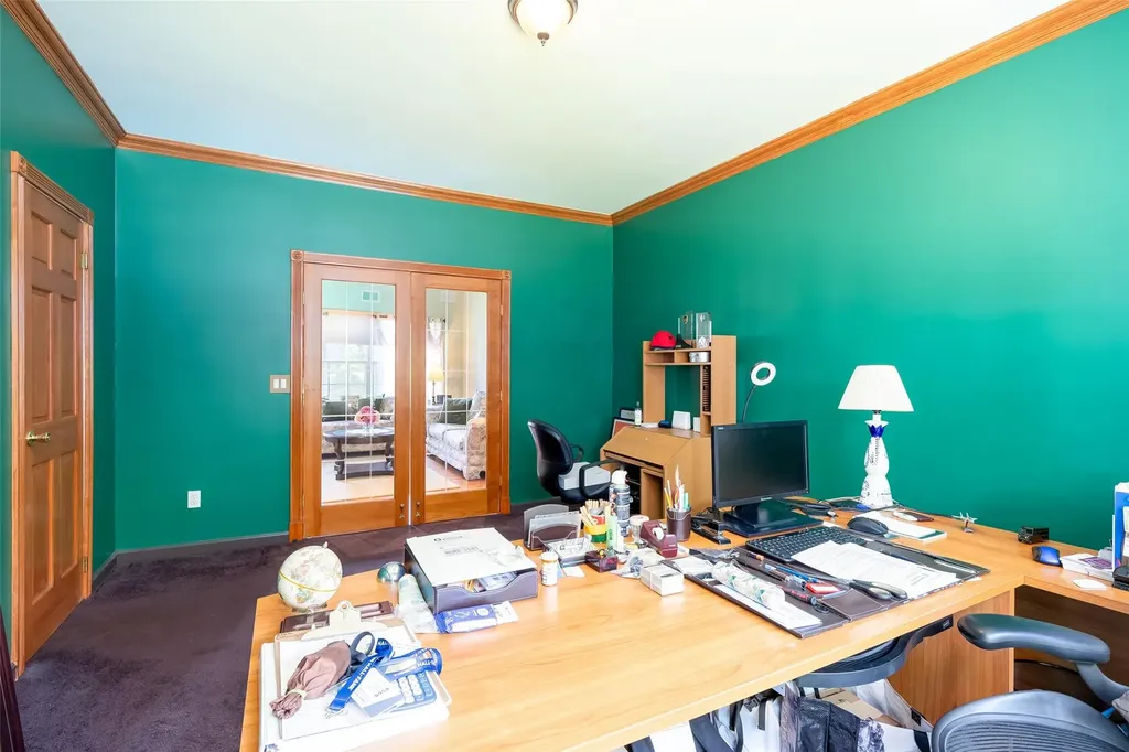 21 Coventry Lane Smithtown NY 11787