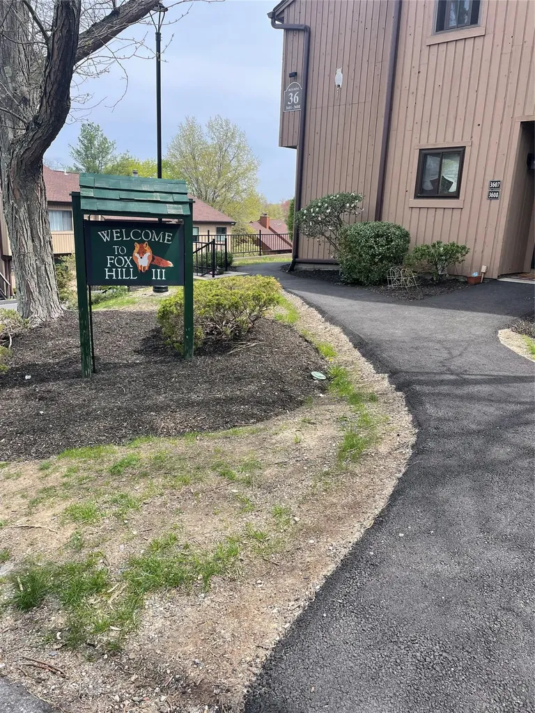 3605 Deer Path Poughkeepsie NY 12603