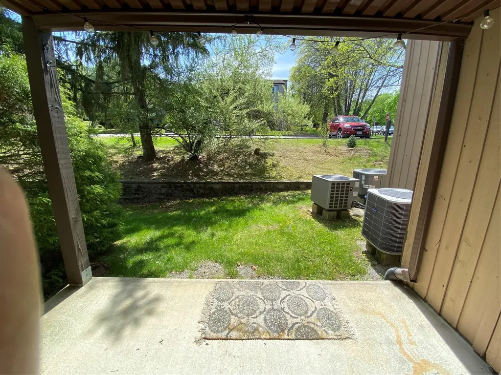 3605 Deer Path Poughkeepsie NY 12603