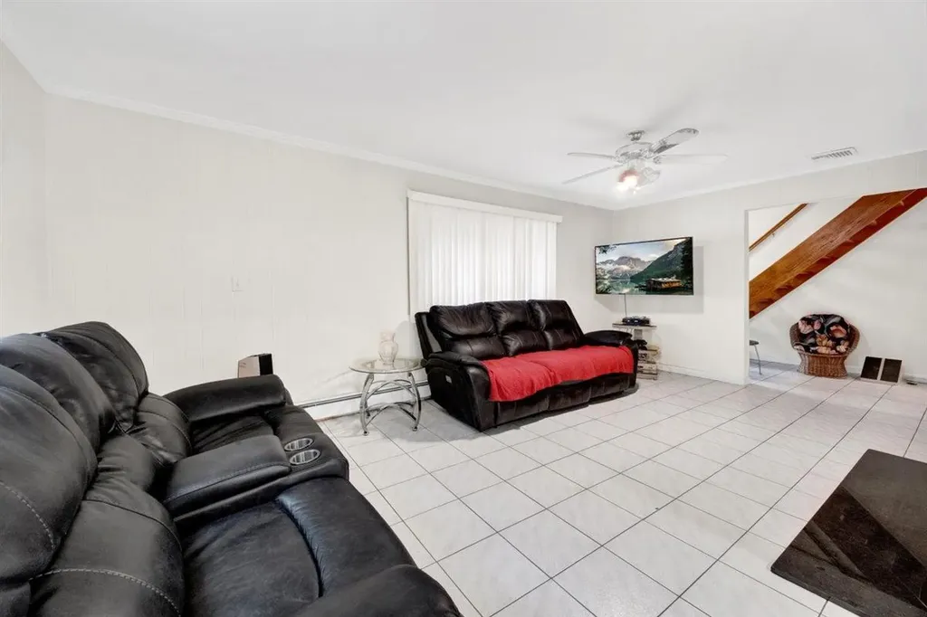 680 Corbalis Place Yonkers NY 10703