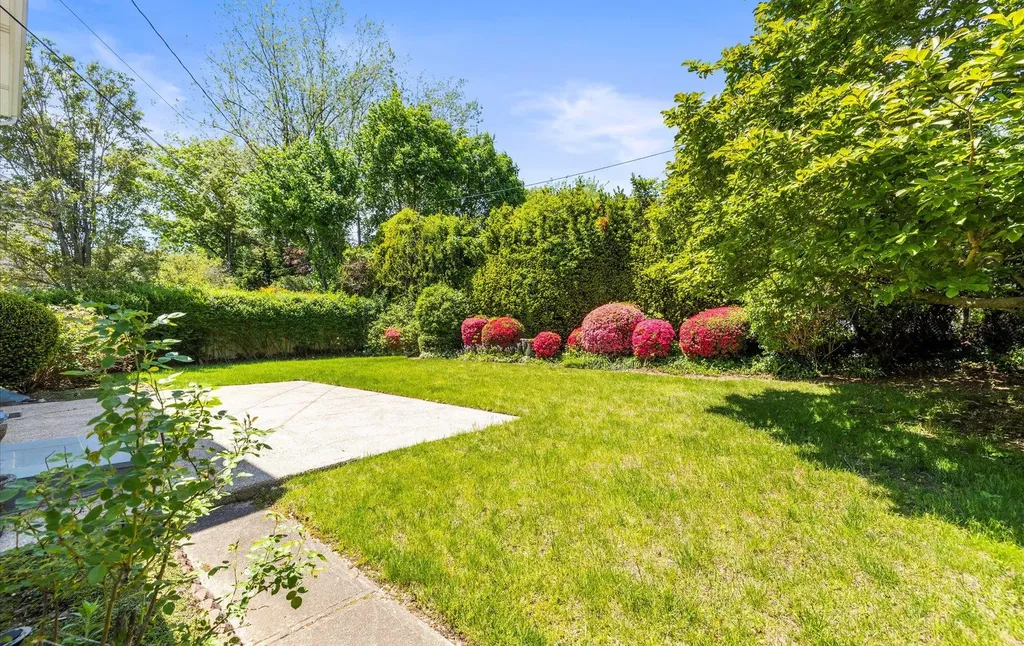 114 Schoharie Drive Jericho NY 11753