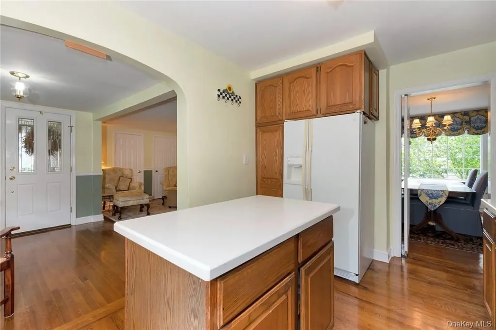 6 Fairmont Avenue Pearl River NY 10965
