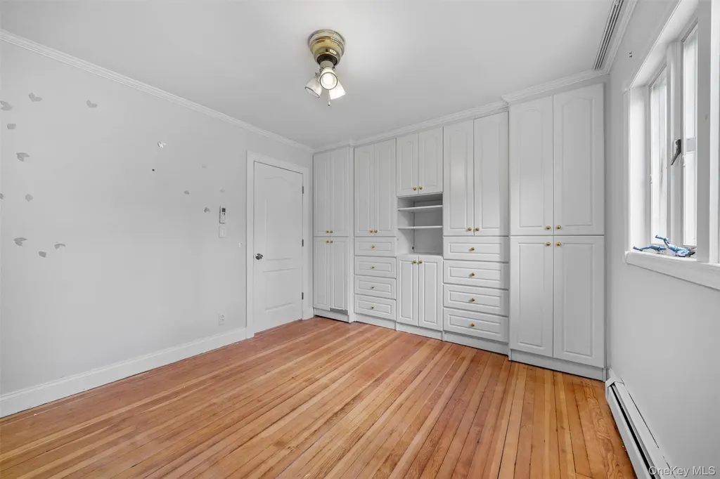15 Scanlon Avenue Florida NY 10921