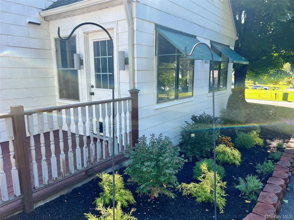 15 Scanlon Avenue Florida NY 10921