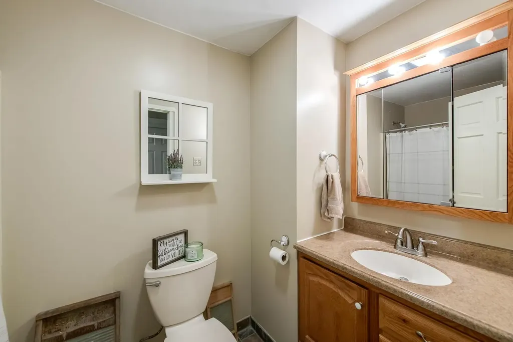 15 Marshall Drive Poughkeepsie NY 12601