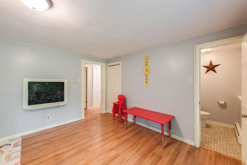 15 Marshall Drive Poughkeepsie NY 12601