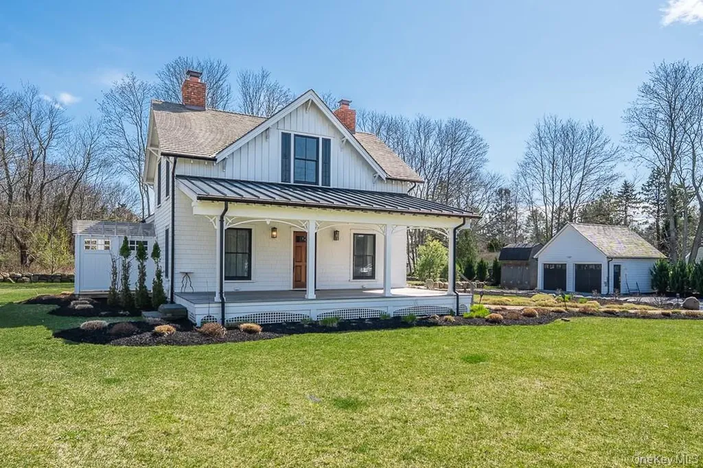 19000 Main Road Mattituck NY 11952