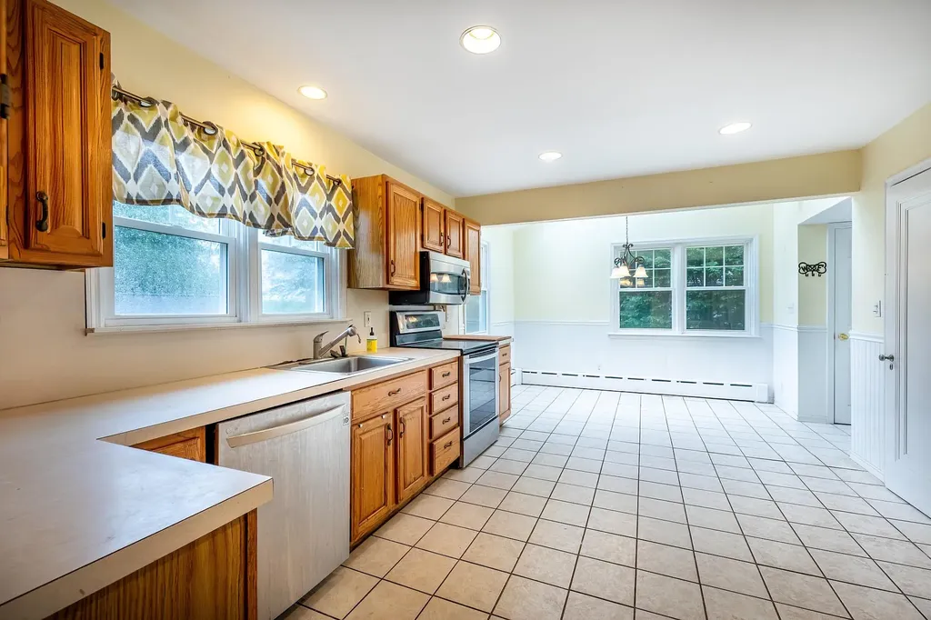 545 Ridgeway White Plains NY 10605